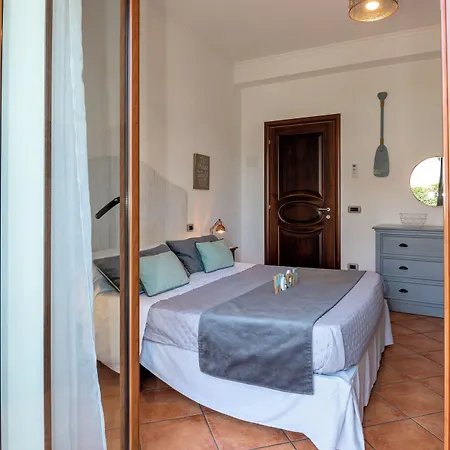 Maison Cipriani SantʼAgata sui Due Golfi